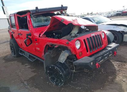 Vehicle Report for VIN 1C4BJWEG4DL635824 - Image 1