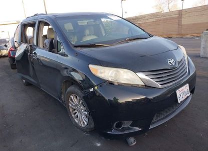 Vehicle Report for VIN 5TDYK3DC2DS292627 - Image 1