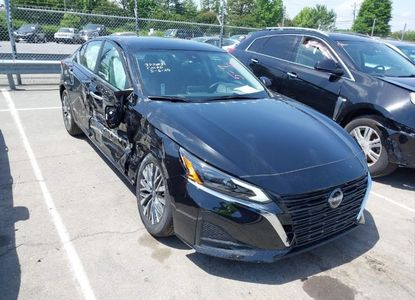 Vehicle Report for VIN 1N4BL4DV7SN377031 - Image 1