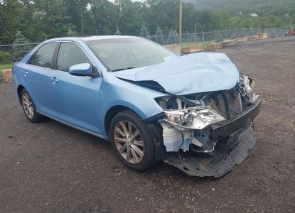 Informe del vehículo para VIN 4T4BF1FK5CR205852 - Imagen 1