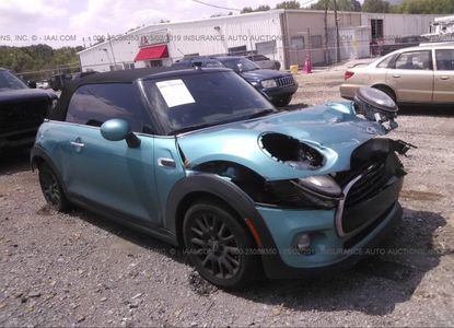 Отчет о транспортном средстве для VIN WMWWG5C52G3A83028 - изображение 1