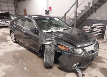 Vehicle Report for VIN JH4CU2F40DC007685 - Image 1