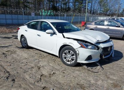 Vehicle Report for VIN 1N4BL4BV1KC139318 - Image 1