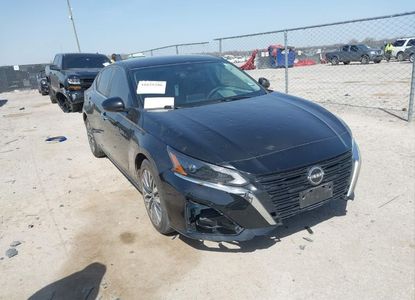 Vehicle Report for VIN 1N4BL4DV1PN318399 - Image 1