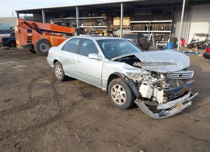 Informe del vehículo para VIN JT2BF28K6Y0282836 - Imagen 1