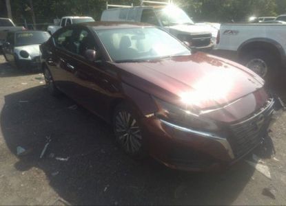 Vehicle Report for VIN 1N4BL4DV4PN359352 - Image 1