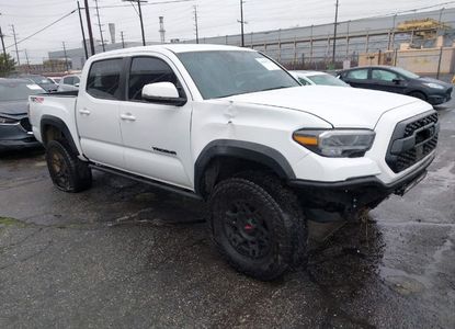 Informe del vehículo para VIN 3TMCZ5AN7NM496008 - Imagen 1