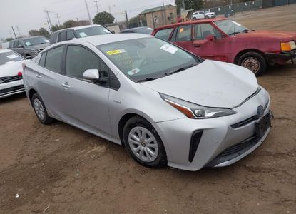 Vehicle Report for VIN JTDKAMFU9N3185999 - Image 1