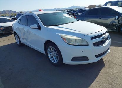 Informe del vehículo para VIN 1G11D5RR1DF108341 - Imagen 1