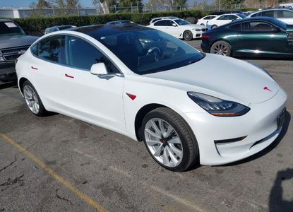 Informe del vehículo para VIN 5YJ3E1EA0JF008351 - Imagen 1