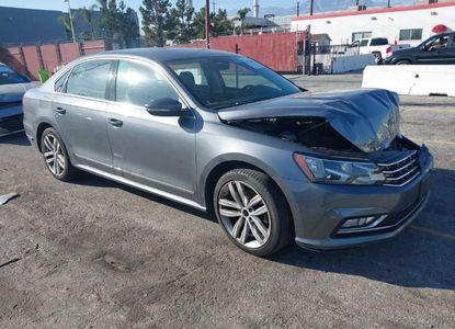 Vehicle Report for VIN 1VWCT7A3XGC047399 - Image 1