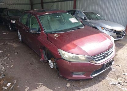 Raport pojazdu dla VIN 1HGCR2F70FA002175 - Obraz 1