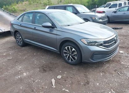 Vehicle Report for VIN 3VW5M7BUXRM006737 - Image 1