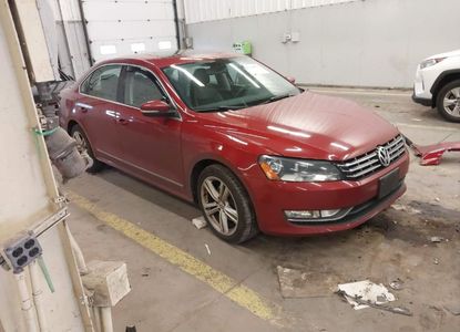 Informe del vehículo para VIN 1VWCV7A33FC090555 - Imagen 1