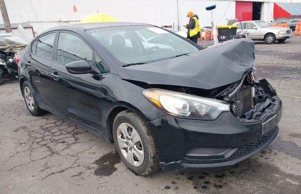 Raport pojazdu dla VIN KNAFK4A65F5424748 - Obraz 1