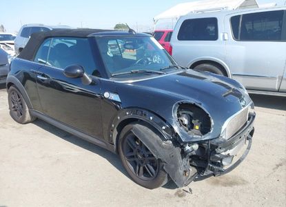 Vehicle Report for VIN WMWZP3C50FT707986 - Image 1