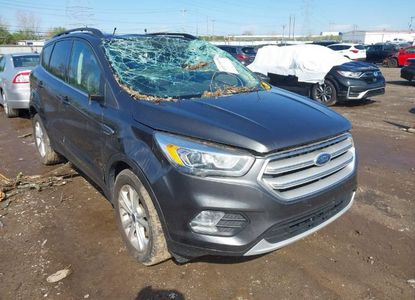 Vehicle Report for VIN 1FMCU9HD6JUA95747 - Image 1