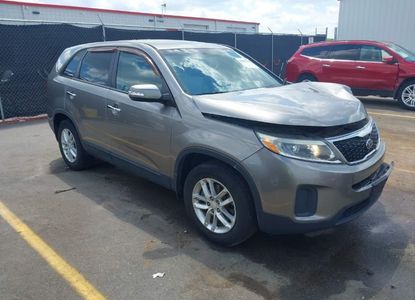 Raport pojazdu dla VIN 5XYKT3A64FG611172 - Obraz 1