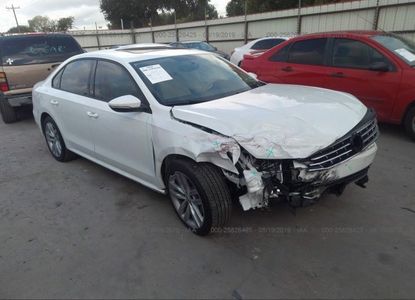 Доклад за превозно средство за VIN 1VWLA7A35KC000490 - Изображение 1