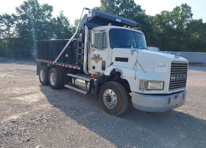 Fahrzeugbericht für VIN 1M1AA12Y2SW052935 – Bild 1