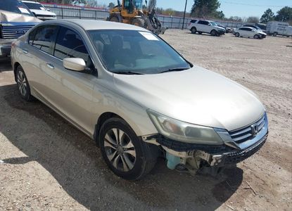 Доклад за превозно средство за VIN 1HGCR2F30FA133457 - Изображение 1