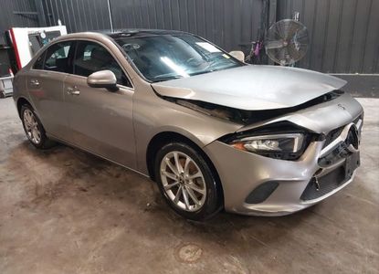 Vehicle Report for VIN WDD3G4FB1KW023236 - Image 1