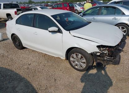 Vehicle Report for VIN 3VWD17AJ2EM415210 - Image 1