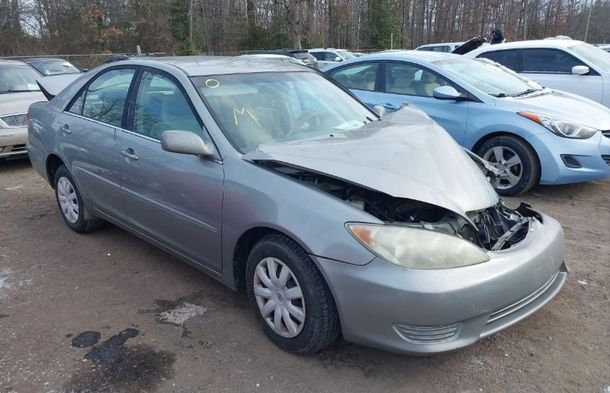 Raport pojazdu dla VIN 4T1BE32K35U524801 - Obraz 1