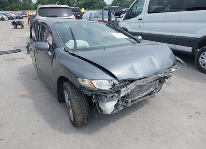 Raport pojazdu dla VIN 19XFA1F83AE024750 - Obraz 1