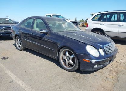 تقرير المركبة لـ VIN WDBUF70J83A255624 - الصورة 1