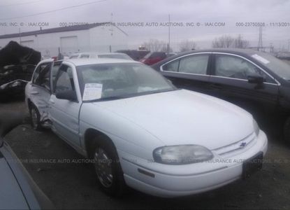Vehicle Report for VIN 2G1WL52JXY1214099 - Image 1