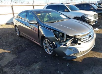 Informe del vehículo para VIN 5NPEC4AB2EH806145 - Imagen 1