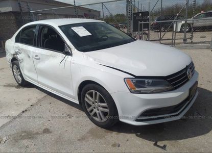 Vehicle Report for VIN 3VW2K7AJ1FM225534 - Image 1