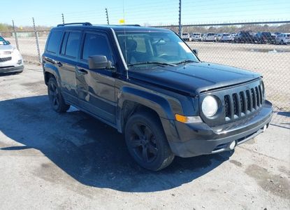 Raport pojazdu dla VIN 1C4NJPBB9CD674445 - Obraz 1