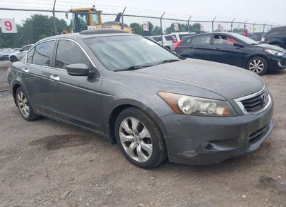 Raport pojazdu dla VIN 1HGCP36899A008064 - Obraz 1