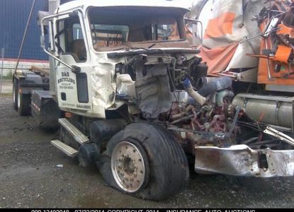 Raport pojazdu dla VIN 1M2AX04C19M005701 - Obraz 1