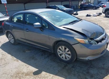 Informe del vehículo para VIN 2HGFB2E54CH513628 - Imagen 1