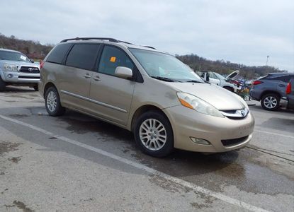 Raport pojazdu dla VIN 5TDBK22C48S014479 - Obraz 1