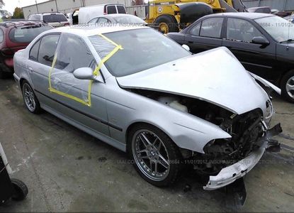 تقرير المركبة لـ VIN WBSDE93421BZ99564 - الصورة 1