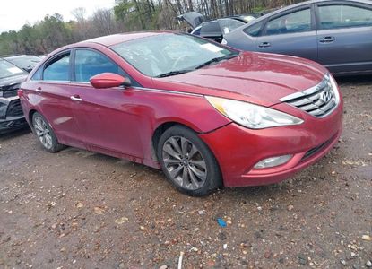 Vehicle Report for VIN 5NPEC4AB3CH440001 - Image 1