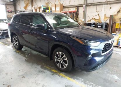 Raport pojazdu dla VIN 5TDGZRBH8NS194910 - Obraz 1