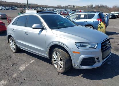 Raport pojazdu dla VIN WA1EFCFS1GR016996 - Obraz 1