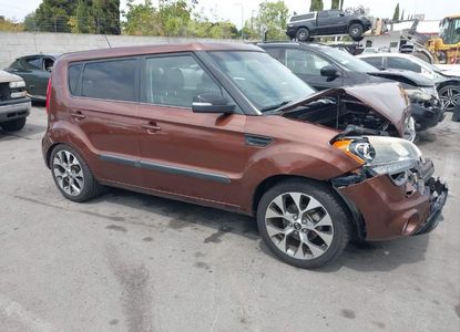 Vehicle Report for VIN KNDJT2A69C7431037 - Image 1