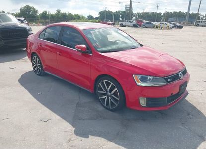 Vehicle Report for VIN 3VW4T7AJ0DM291687 - Image 1