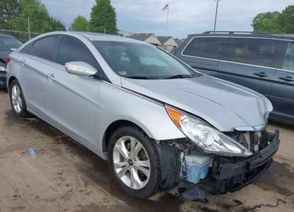 Raport pojazdu dla VIN 5NPEC4AC7BH079458 - Obraz 1