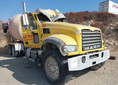 Raport vehicul pentru VIN 1M2AX04C0EM018823 - Imaginea 1