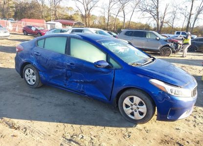 Vehicle Report for VIN 3KPFK4A70HE082581 - Image 1