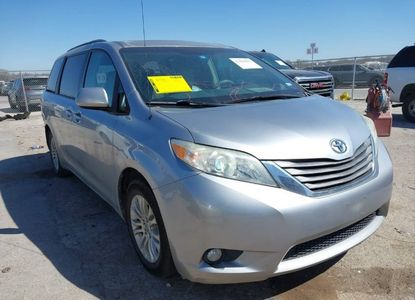 Доклад за превозно средство за VIN 5TDYK3DCXBS172586 - Изображение 1