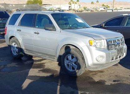 Vehicle Report for VIN 1FMCU9DG4CKC51167 - Image 1