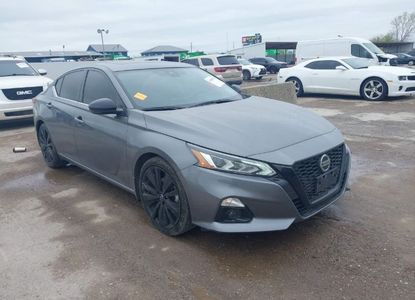 Vehicle Report for VIN 1N4BL4CV2NN325196 - Image 1